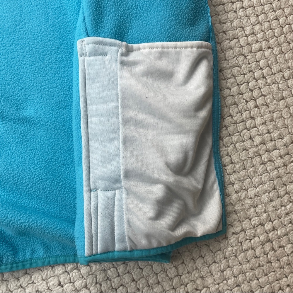 The North Face Turquoise Fleece Jacket - Picture 10 of 11